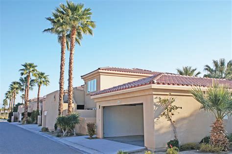 Cathedral City Courtyard 1 BR at Kings Road Close to Shopping Centers. . Craigslist cathedral city